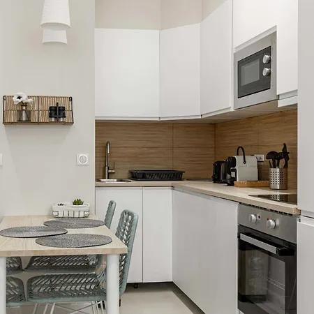 Cozy Renovated - 1br4p - Hyper Center Αντίμπ